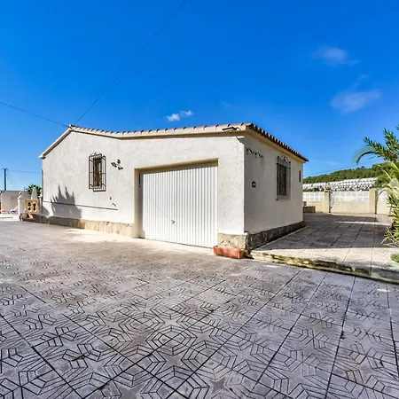 Guzman - Ismael Вилла