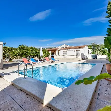 Guzman - Ismael Вилла