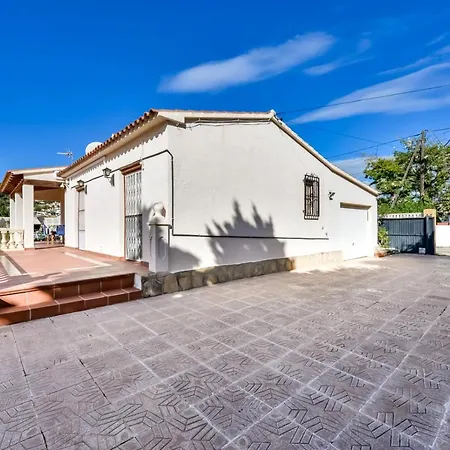 Guzman - Ismael Вилла